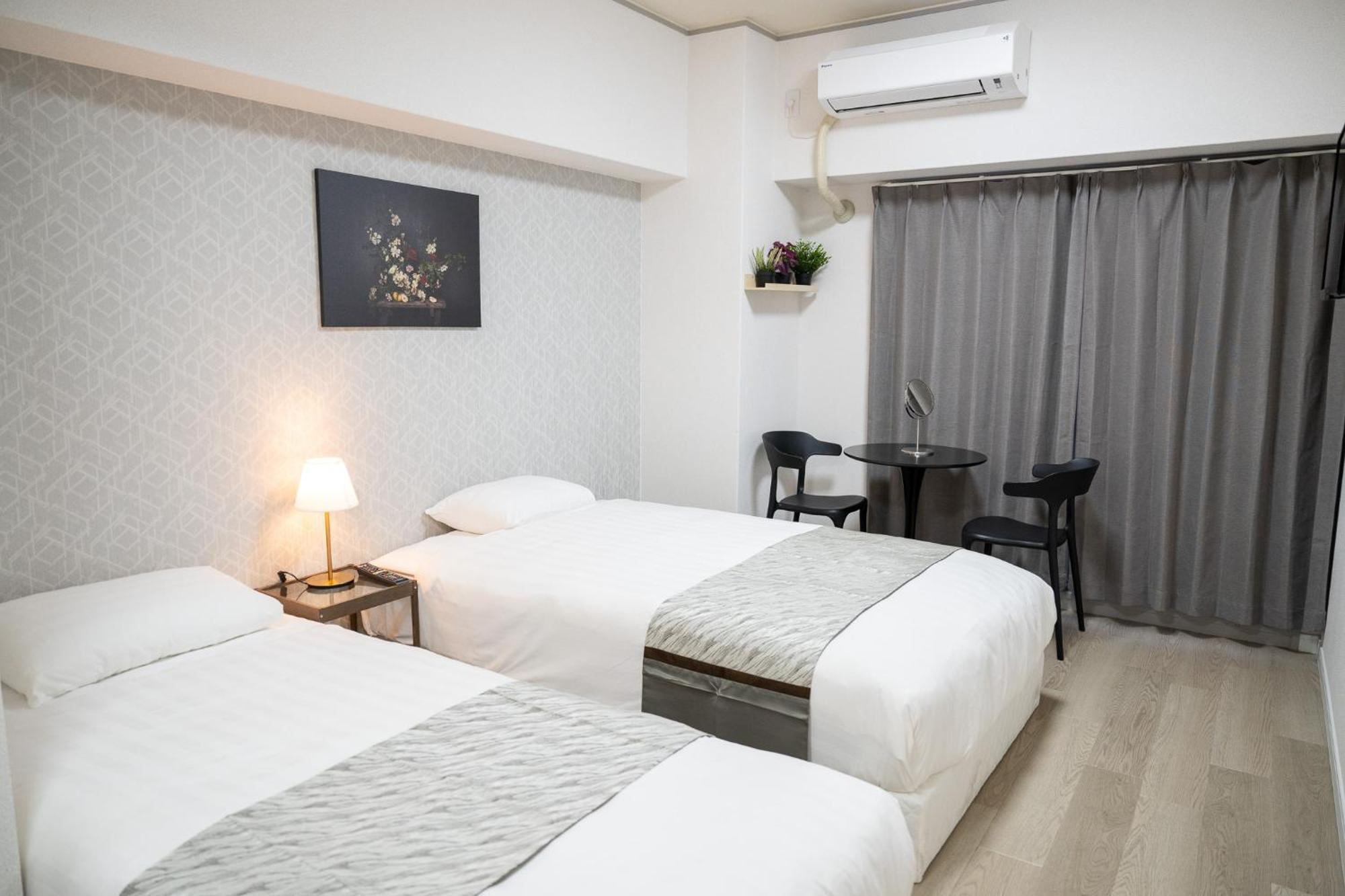 嵐 難波西 民宿 Bed And Breakfast Osaka Bagian luar foto