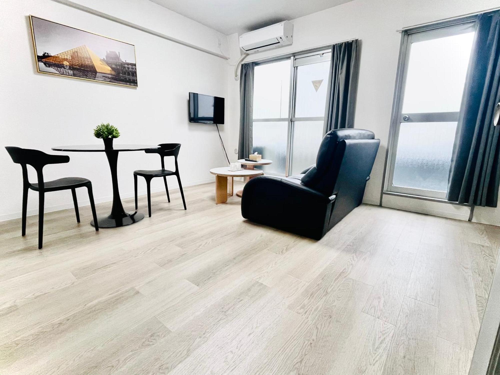 嵐 難波西 民宿 Bed And Breakfast Osaka Bagian luar foto