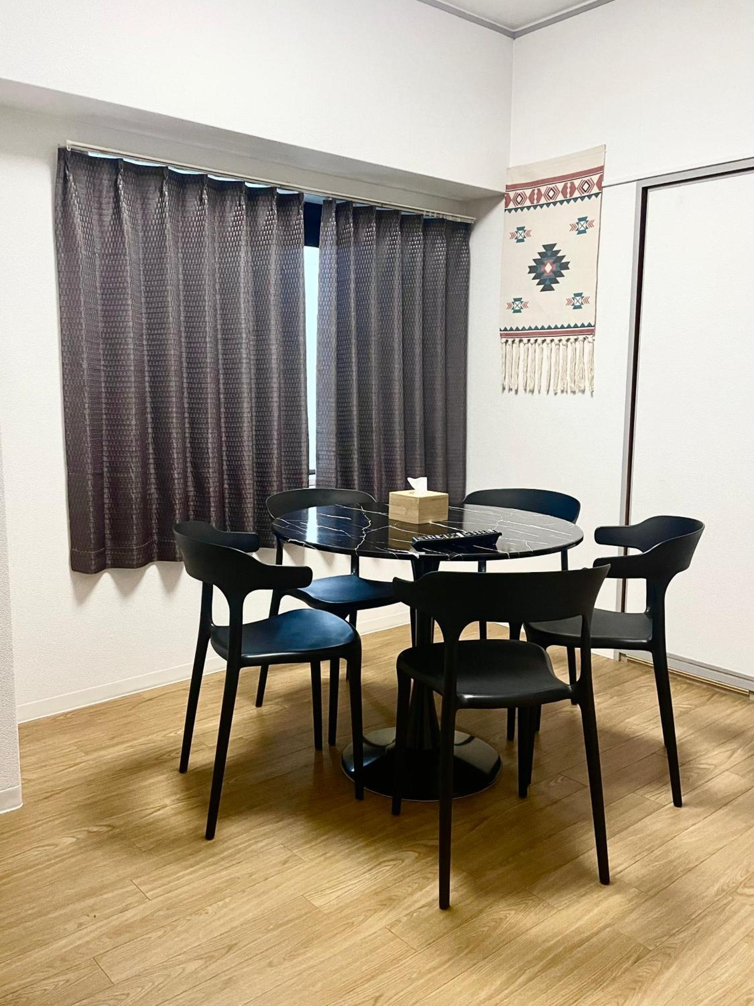 嵐 難波西 民宿 Bed And Breakfast Osaka Bagian luar foto