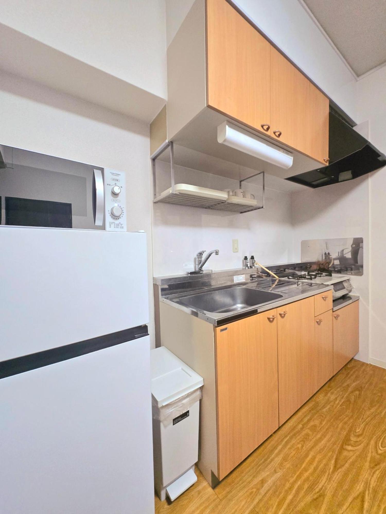 嵐 難波西 民宿 Bed And Breakfast Osaka Bagian luar foto