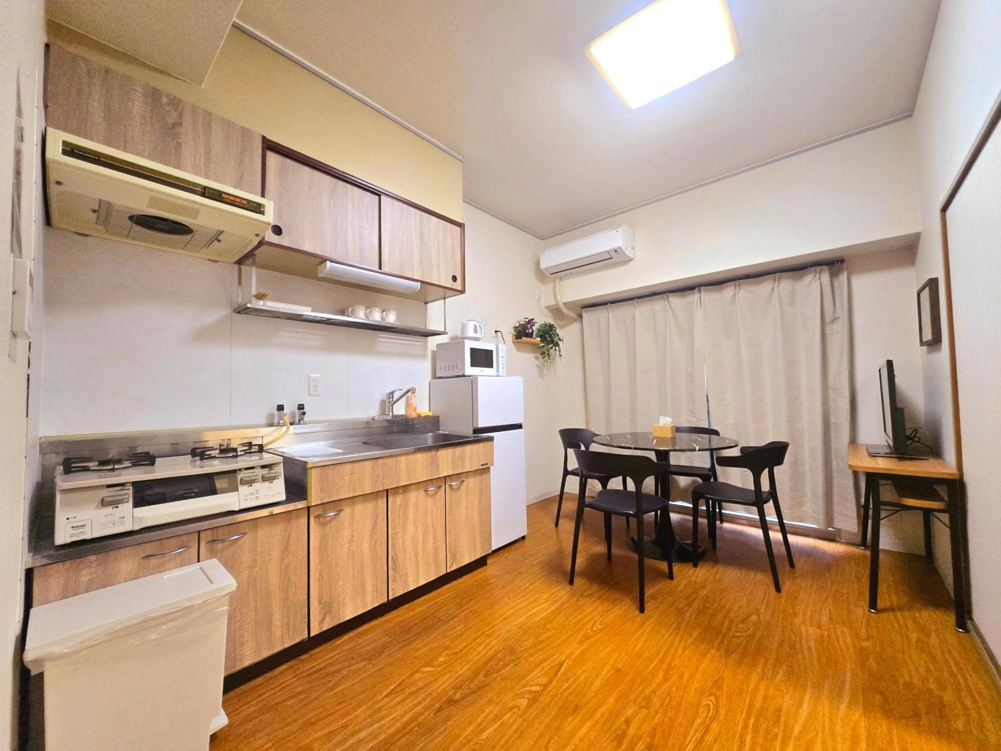 嵐 難波西 民宿 Bed And Breakfast Osaka Bagian luar foto